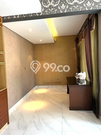Ready to Use! Luxury House LT 451m2 Desain Elegan di Modernland Ready to Use! Luxury House LT 451m2 Desain Elegan di Modernland