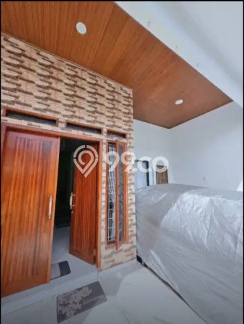 For Sale Hunian Rumah Nyaman 3 Kamar di Graha Raya, Tangerang For Sale Hunian Rumah Nyaman 3 Kamar di Graha Raya, Tangerang