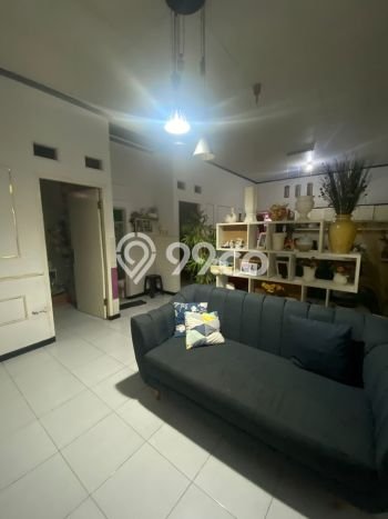 Jual Rumah Strategis Bagus Punya 4 KT di Kebayoran Lama Jakarta Selatan SHM Jual Rumah Strategis Bagus Punya 4 KT di Kebayoran Lama Jakarta Selatan SHM