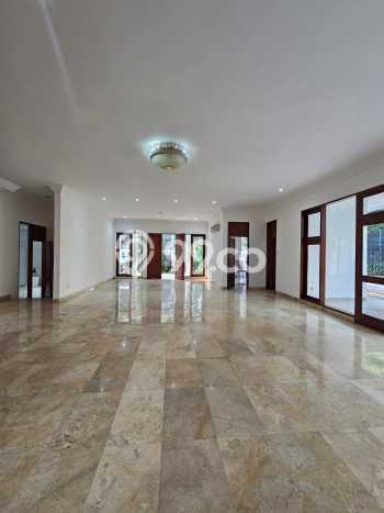 For Sale! Premium House LT 719m2 Desain Modern di Permata Hijau For Sale! Premium House LT 719m2 Desain Modern di Permata Hijau