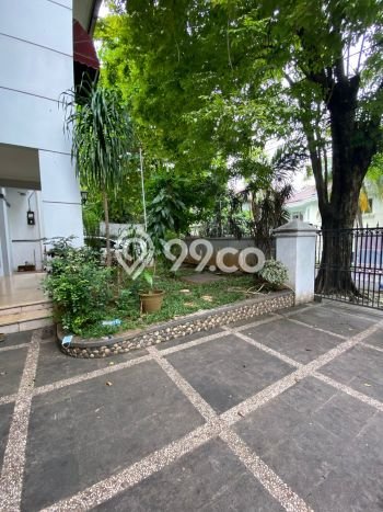 SPECIAL OFFER! Tersedia KPR Rumah Modern di , Jakarta Selatan, Luas 330m2m² Bangunan 250m2m² SPECIAL OFFER! Tersedia KPR Rumah Modern di , Jakarta Selatan, Luas 330m2m² Bangunan 250m2m²