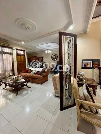 Rumah Mewah Dijual LT 285m2 di Senopati, Jakarta Selatan Rumah Mewah Dijual LT 285m2 di Senopati, Jakarta Selatan
