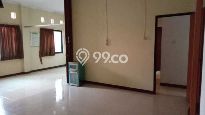 Jual Rumah Mewah Elegan Dengan View Cantik di Bambu Apus, Jakarta Timur Jual Rumah Mewah Elegan Dengan View Cantik di Bambu Apus, Jakarta Timur