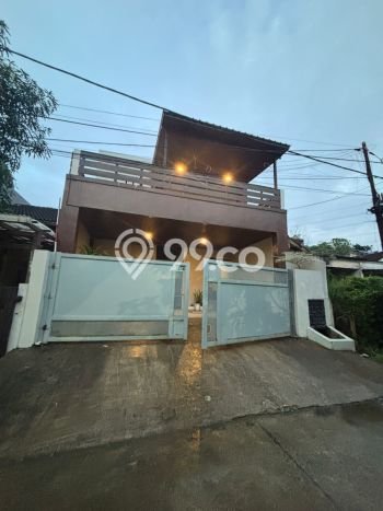 Rumah Elit Modern Tanpa Renovasi di Cinere Jakarta Selatan Rumah Elit Modern Tanpa Renovasi di Cinere Jakarta Selatan