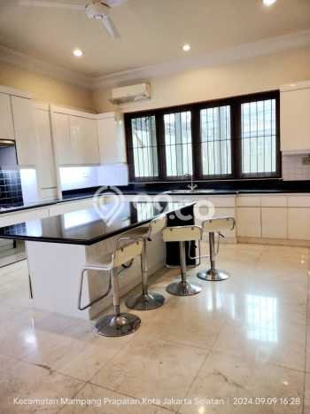 For Sale! Premium House LT 1500m2 Desain Modern di Kemang For Sale! Premium House LT 1500m2 Desain Modern di Kemang