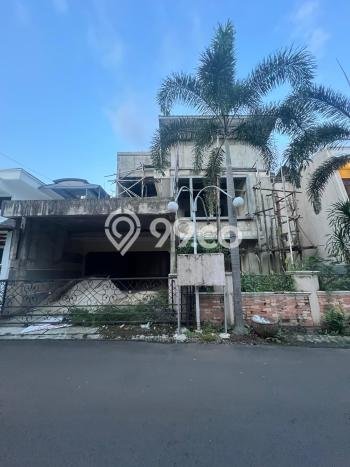 Rumah Elit Modern Tanpa Renovasi di Ragunan Jakarta Selatan Rumah Elit Modern Tanpa Renovasi di Ragunan Jakarta Selatan