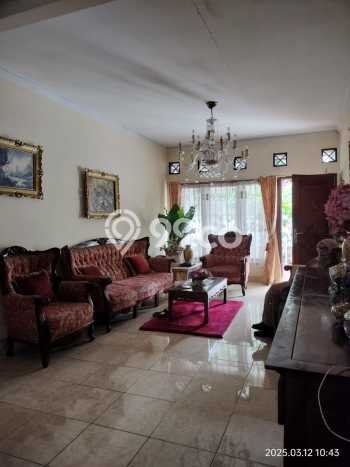 Hunian Mewah Siap Huni LT 300m2 di Cinere, Depok Hunian Mewah Siap Huni LT 300m2 di Cinere, Depok