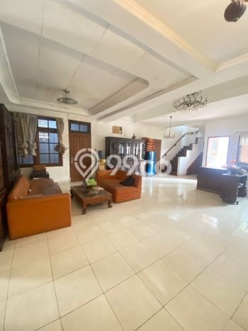 Hunian Elit LB 230m2 Siap Huni Desain Elegan di Lebak Bulus, Jakarta Selatan Hunian Elit LB 230m2 Siap Huni Desain Elegan di Lebak Bulus, Jakarta Selatan