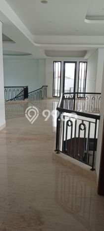Bisa KPR! Rumah , Jakarta Selatan, Luas 555m2m² LB 900m2m² Bisa KPR! Rumah , Jakarta Selatan, Luas 555m2m² LB 900m2m²