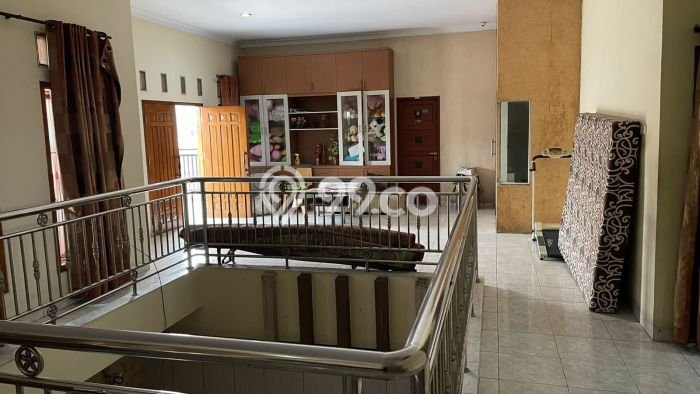 Hunian Mewah LB 300m2 Siap Pakai Desain Elegan di Bekasi, Bekasi Hunian Mewah LB 300m2 Siap Pakai Desain Elegan di Bekasi, Bekasi