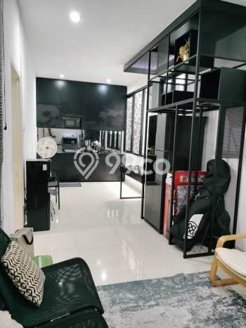 Rumah Elit LB 192m2 Siap Pakai Desain Elegan di Patal Senayan, Jakarta Selatan Rumah Elit LB 192m2 Siap Pakai Desain Elegan di Patal Senayan, Jakarta Selatan