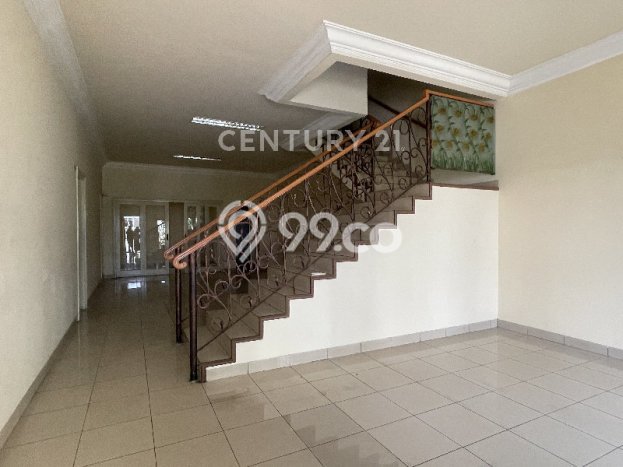 Rumah Disewakan Jakarta Selatan LT 160m2 LB 220m2 Kawasan Pondok Indah Rumah Disewakan Jakarta Selatan LT 160m2 LB 220m2 Kawasan Pondok Indah