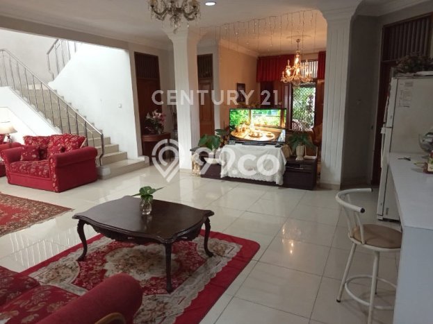 HARGA TERBAIK! Rumah di Kelapa Gading, 5 KT, Lingkungan Asri, LT 300m2m² LB 400m2m² HARGA TERBAIK! Rumah di Kelapa Gading, 5 KT, Lingkungan Asri, LT 300m2m² LB 400m2m²