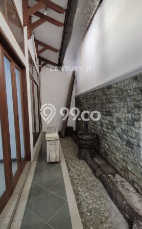 Hunian Mewah Siap Huni LT 200m2 di Kelapa Gading, Jakarta Utara Hunian Mewah Siap Huni LT 200m2 di Kelapa Gading, Jakarta Utara