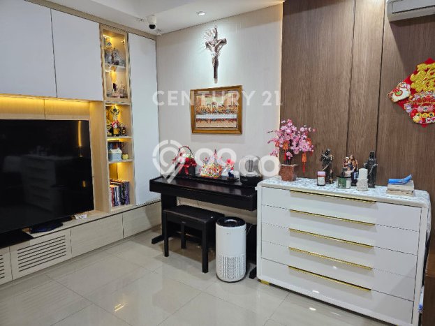Dijual Cepat Apartemen Luxury 3 Kamar di Kelapa Gading, Jakarta Utara Dijual Cepat Apartemen Luxury 3 Kamar di Kelapa Gading, Jakarta Utara