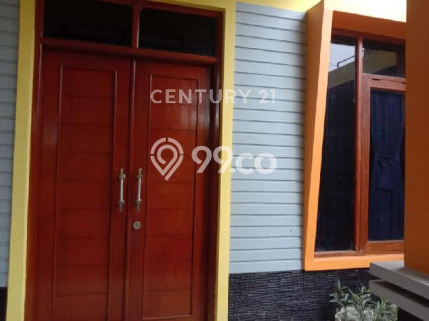 For Sale Rumah 5 Kamar Lokasi Strategis Nyaman dan Strategis di Cibinong For Sale Rumah 5 Kamar Lokasi Strategis Nyaman dan Strategis di Cibinong