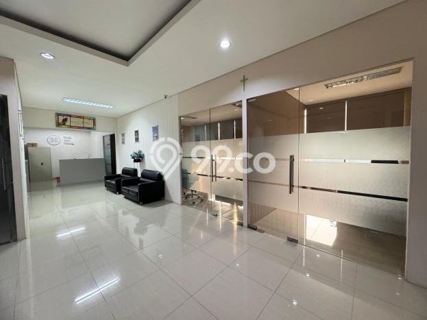 LOKASI STRATEGIS! Ruko Kawasan Serpong, Luas 270m2m², Kawasan Bisnis LOKASI STRATEGIS! Ruko Kawasan Serpong, Luas 270m2m², Kawasan Bisnis
