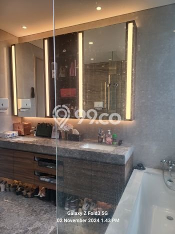 Rumah Bagus di BSD, Tangerang, Luas Tanah 230m², Luas Bangunan 370m² Rumah Bagus di BSD, Tangerang, Luas Tanah 230m², Luas Bangunan 370m²