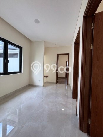 PRIME LOCATION! Rumah Berkembang area BSD, LT 197m² LB 289m² PRIME LOCATION! Rumah Berkembang area BSD, LT 197m² LB 289m²