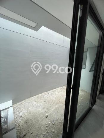 Rumah Siap Pakai di BSD, Tangerang, LT 84m² LB 171m² Rumah Siap Pakai di BSD, Tangerang, LT 84m² LB 171m²