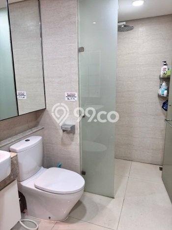 Siap Huni Apartemen Luxury di Pantai Indah Kapuk 3 Kamar & 2 Kamar Mandi Siap Huni Apartemen Luxury di Pantai Indah Kapuk 3 Kamar & 2 Kamar Mandi