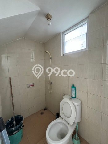 Rumah Mewah 3 KT 3 KM di Kawasan Nyaman BSD City, Tangerang Rumah Mewah 3 KT 3 KM di Kawasan Nyaman BSD City, Tangerang