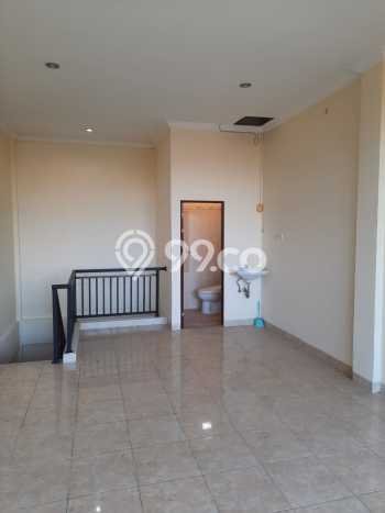 Ruko For Rent di Uluwatu, Luas 64m², Lokasi Komersial, Jalan Utama Ruko For Rent di Uluwatu, Luas 64m², Lokasi Komersial, Jalan Utama
