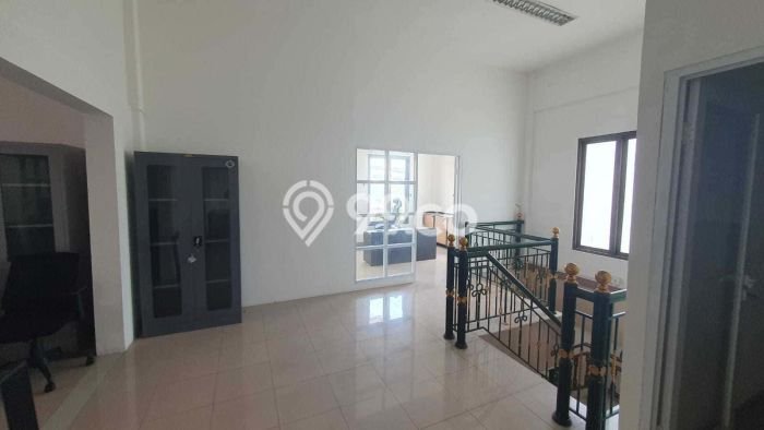 Disewakan Ruko komersial di Denpasar Selatan luas bangunan 360m2 Disewakan Ruko komersial di Denpasar Selatan luas bangunan 360m2