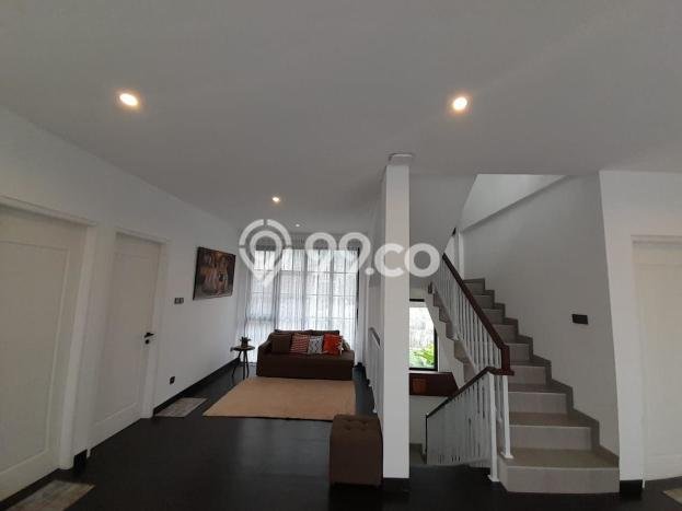 LOKASI STRATEGIS! Vila di , Luas 325m2m², Lokasi Prima LOKASI STRATEGIS! Vila di , Luas 325m2m², Lokasi Prima