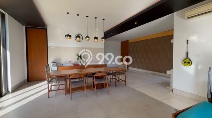 DIJUAL! Vila Kawasan , Luas 700m2m², Akses Mudah Fasilitas Umum DIJUAL! Vila Kawasan , Luas 700m2m², Akses Mudah Fasilitas Umum