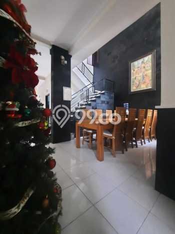 Hunian Mewah LB 365m2 Siap Huni Desain Elegan di Kerobokan Kaja, Badung Hunian Mewah LB 365m2 Siap Huni Desain Elegan di Kerobokan Kaja, Badung