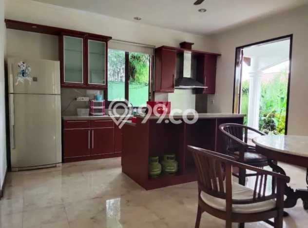 FOR SALE! Vila Kawasan , Area 1500m2m², Akses ke Pusat Kota FOR SALE! Vila Kawasan , Area 1500m2m², Akses ke Pusat Kota