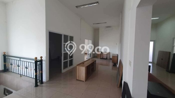 Disewakan Ruko komersial di Denpasar Selatan luas bangunan 360m2 Disewakan Ruko komersial di Denpasar Selatan luas bangunan 360m2