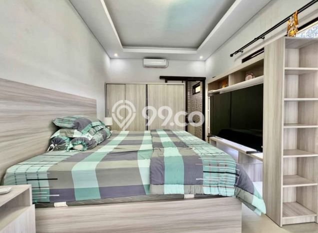 Disewakan! Rumah 6 Kamar Tidur &
5 Kamar Mandi di Sesetan, Denpasar Disewakan! Rumah 6 Kamar Tidur &
5 Kamar Mandi di Sesetan, Denpasar