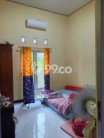 Disewakan! Rumah 4 Kamar Tidur &
2 Kamar Mandi di Kendal, Kendal Disewakan! Rumah 4 Kamar Tidur &
2 Kamar Mandi di Kendal, Kendal