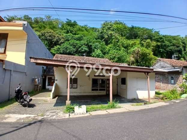 Rumah Modern Minimalis 5 Kamar Bisa Langsung Pindah di Gajah Mungkur Rumah Modern Minimalis 5 Kamar Bisa Langsung Pindah di Gajah Mungkur