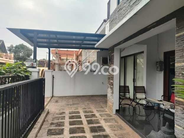 Dijual Rumah Luas Elegan Dengan View Eksklusif di Srondol, Semarang Dijual Rumah Luas Elegan Dengan View Eksklusif di Srondol, Semarang