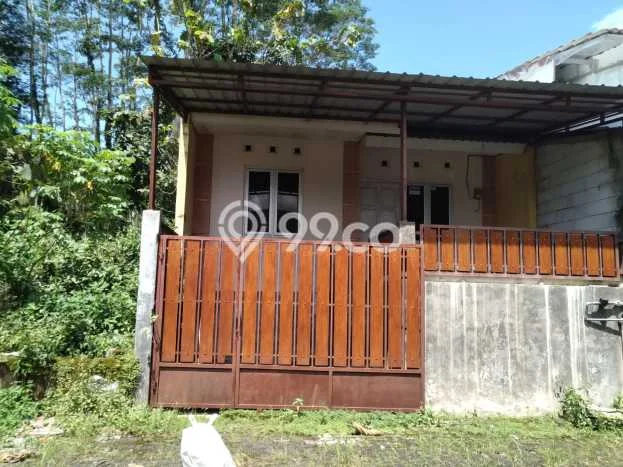 Dijual Rumah Murah di Ungaran Timur Semarang Harga Rp 300 Juta LT 96m2 Dijual Rumah Murah di Ungaran Timur Semarang Harga Rp 300 Juta LT 96m2