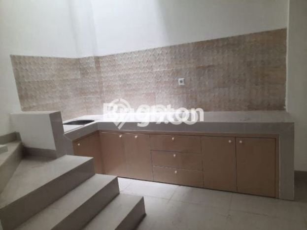 Ruko Dijual di Jakarta Utara LT 75m2 & LB 225m2 Lokasi Terbaik! Ruko Dijual di Jakarta Utara LT 75m2 & LB 225m2 Lokasi Terbaik!