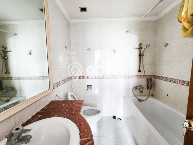 Apartemen Premium Kawasan Kuningan, 3 KT, Luas 136m2m² Apartemen Premium Kawasan Kuningan, 3 KT, Luas 136m2m²