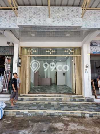 Ruko Dijual di Andir LT 70m2, LB 280m2 untuk Investasi Ruko Dijual di Andir LT 70m2, LB 280m2 untuk Investasi