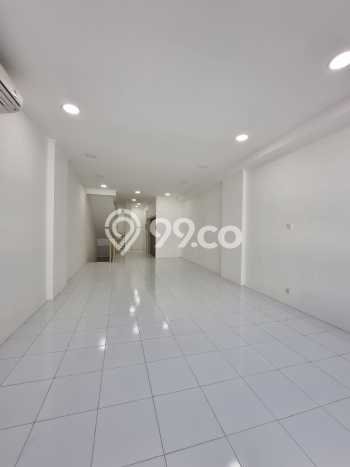 Ruko Dijual di Andir LT 70m2, LB 280m2 untuk Investasi Ruko Dijual di Andir LT 70m2, LB 280m2 untuk Investasi