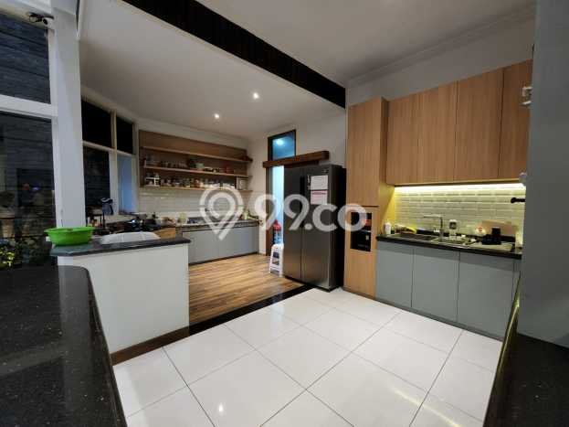 Rumah 5 KT 5 KM Semi Furnished di BKR, Dekat Supermarket, Bandung Rumah 5 KT 5 KM Semi Furnished di BKR, Dekat Supermarket, Bandung