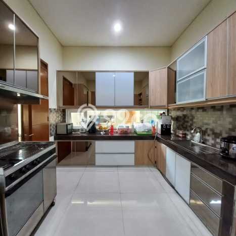 For Sale! Premium House LT 297m2 Desain Modern di Pondok Hijau For Sale! Premium House LT 297m2 Desain Modern di Pondok Hijau