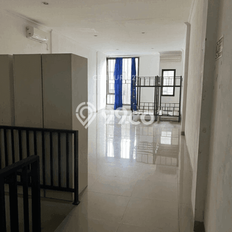 Lokasi Strategis! Dijual Ruko Bisnis di Pesanggrahan, Jakarta Selatan Kondisi Bagus Lokasi Strategis! Dijual Ruko Bisnis di Pesanggrahan, Jakarta Selatan Kondisi Bagus