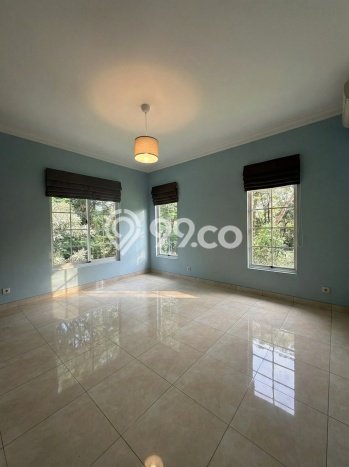 Rumah Luxury Modern Siap Huni di BSD Tangerang Rumah Luxury Modern Siap Huni di BSD Tangerang