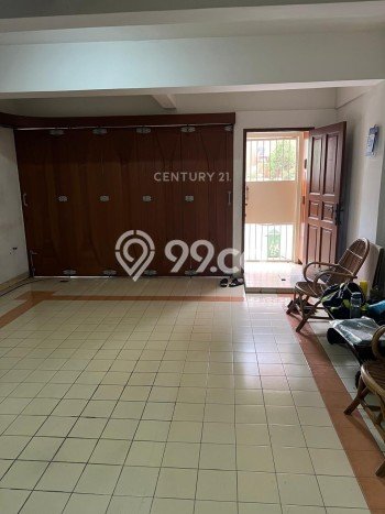 Rumah Mewah LB 209m2 Siap Huni Desain Elegan di Pluit, Jakarta Utara Rumah Mewah LB 209m2 Siap Huni Desain Elegan di Pluit, Jakarta Utara
