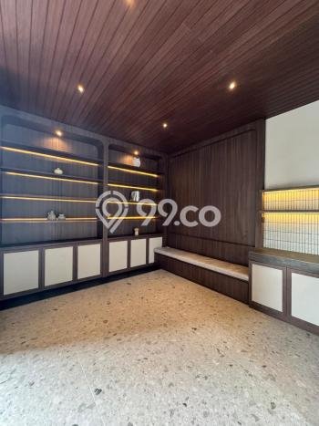 Ready to Use! Premium House LT 160m2 Desain Elegan di Alam Sutera Ready to Use! Premium House LT 160m2 Desain Elegan di Alam Sutera