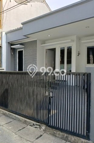 Lokasi strategis! Rumah siap huni disewakan di Kelapa Gading LB 80m2 Lokasi strategis! Rumah siap huni disewakan di Kelapa Gading LB 80m2