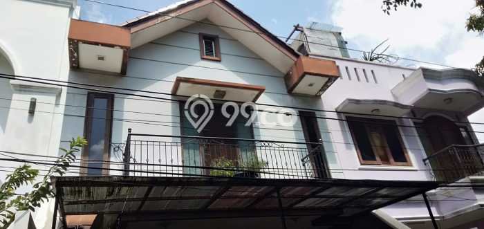 Rumah Modern 5 KT di Rawamangun Jakarta Timur Semi Furnished Rumah Modern 5 KT di Rawamangun Jakarta Timur Semi Furnished